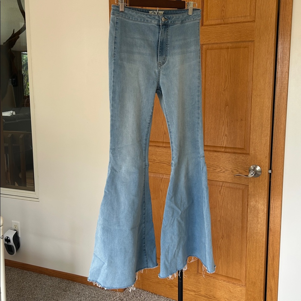We The Free Light Blue Denim Jeans